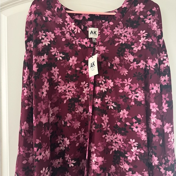 Anne Klein Dark Red Floral Blouse - Picture 10 of 11